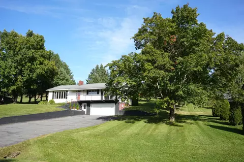 116 Hanson Lake Rd, Mapleton, ME 04757