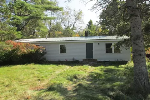 94 Roundabout Rd, Buckfield, ME 04220