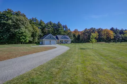 121 Downing Rd, Kennebunk, ME 04043