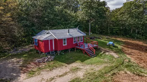306 Frye Mountain Rd, Knox, ME 04986