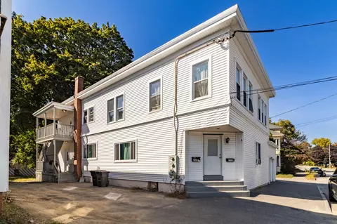 222 Summer St, Auburn, ME 04210