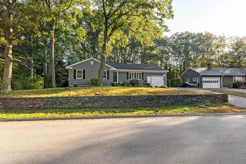 342 Evans Street Ext, South Portland, ME 04106