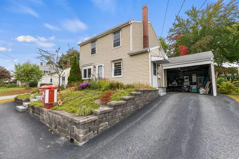 50 Memory Ln, South Portland, ME 04106