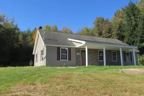 61 Sunrise Dr, Paris, ME 04281