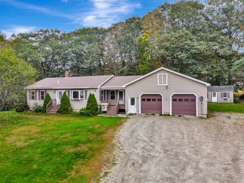 3233 Middle Rd, Sidney, ME 04330 photo 1