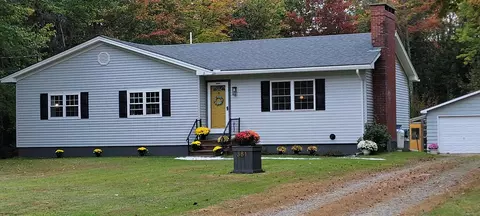 381 Us Route 1, Baring Plt, ME 04694