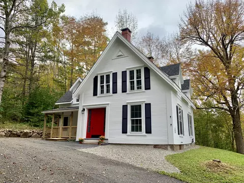 25 St Croix Dr, Calais, ME 04619