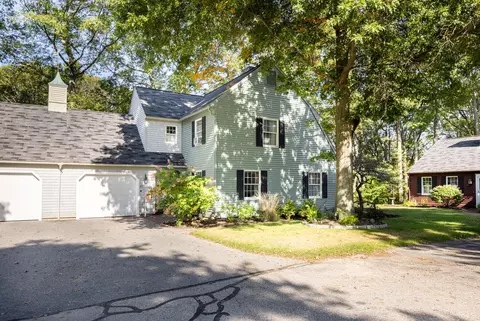 23 Arrowwood Ct #23, South Portland, ME 04106