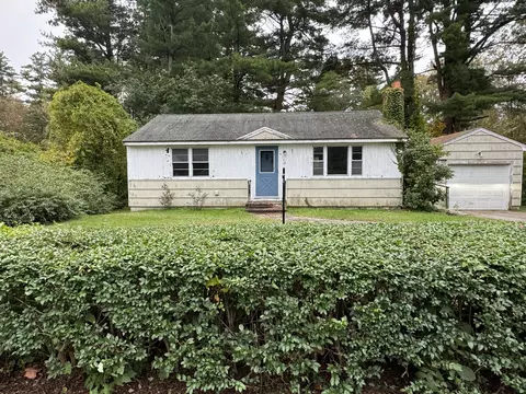 20 Martin Rd, Kittery, ME 03904