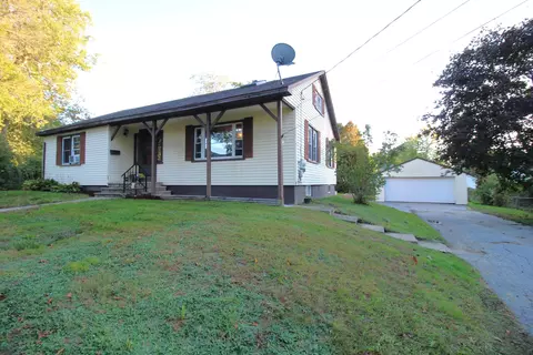 17 Bibber St, Lisbon, ME 04252