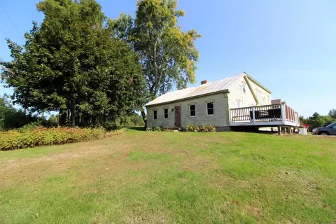 782 Pleasant View Ridge Rd, China, ME 04358