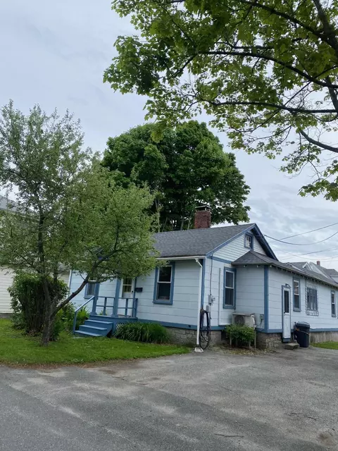 11 Center St, Bar Harbor, ME 04609