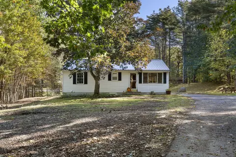 61 Center Rd, Gray, ME 04039