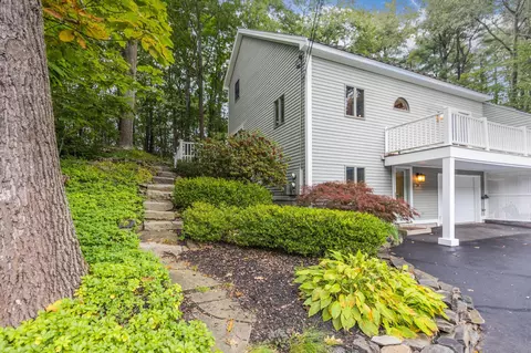 34 Old Dennett Rd S #34, Kittery, ME 03904