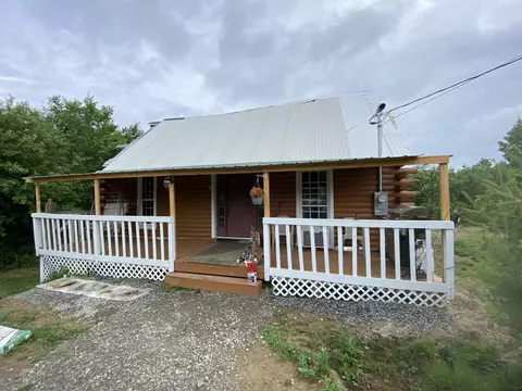 99 Abbott Ln, Etna, ME 04434