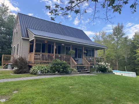 152 Gray Rd, Vassalboro, ME 04989