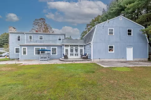 11 Lawn Ave, Saco, ME 04072