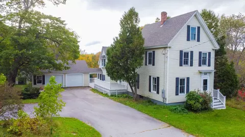 330 Kenduskeag Ave, Bangor, ME 04401