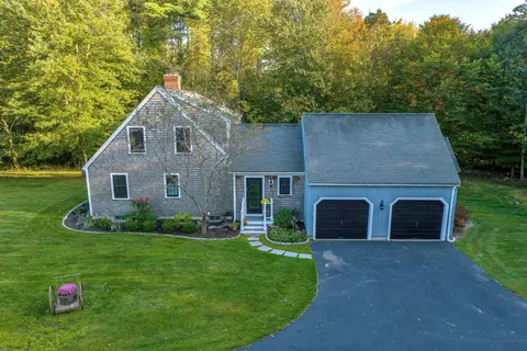 19 Knoll Rd, Eliot, ME 03903