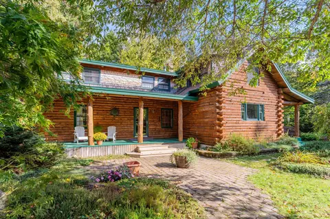25 Swanson Rd, Trenton, ME 04605