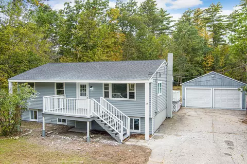 18 History Ln, Hollis, ME 04042