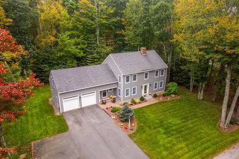 29 Rivers Edge Dr, Kennebunk, ME 04043