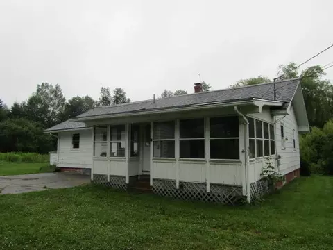 1036 State Rd, Mapleton, ME 04757 photo 1