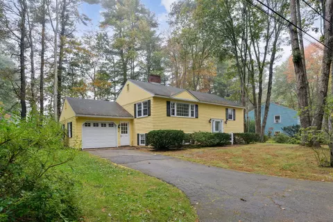 3 Brookside Way, Kennebunk, ME 04043