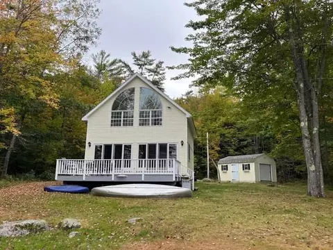87 Faunce Ln, Oxford, ME 04270