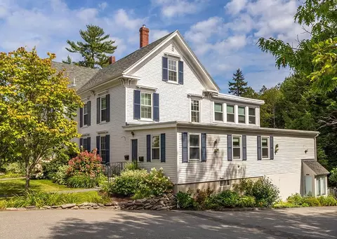 1 High St #4, Camden, ME 04843