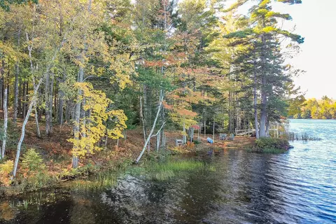 29 Kincade Dr, Lincolnville, ME 04849