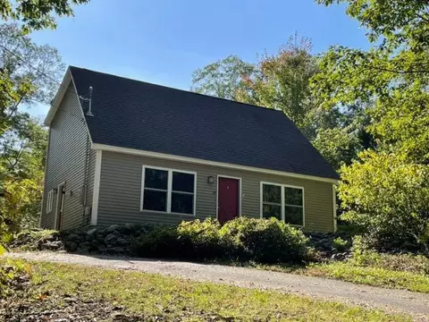 119 Meadow Rd, Winterport, ME 04496