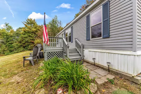 119 N Wayne Rd, Readfield, ME 04355