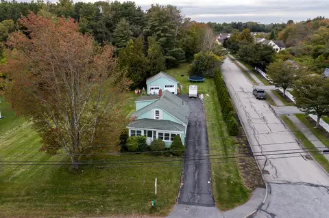79 River Rd, Brunswick, ME 04011