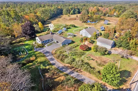 461 River Rd, Buxton, ME 04093