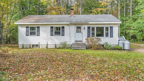 6 Steven Ln, Standish, ME 04085