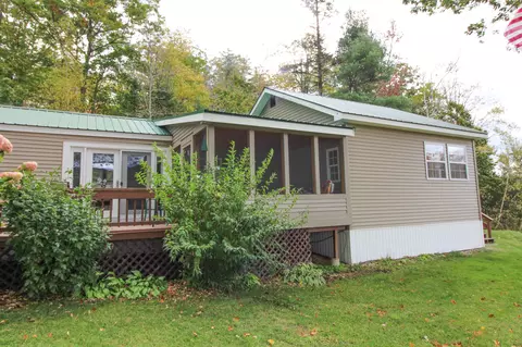 516 Flat Rd, Bethel, ME 04217