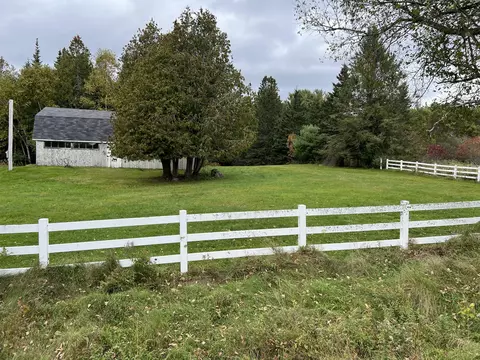 488 Bucksmills Rd, Bucksport, ME 04416