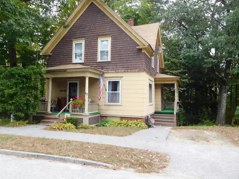 87 Gamage Ave, Auburn, ME 04210