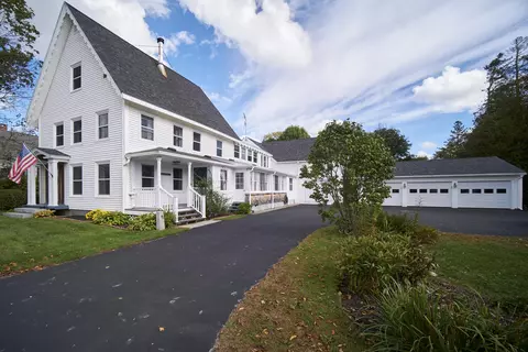 42 Depot St, Union, ME 04862