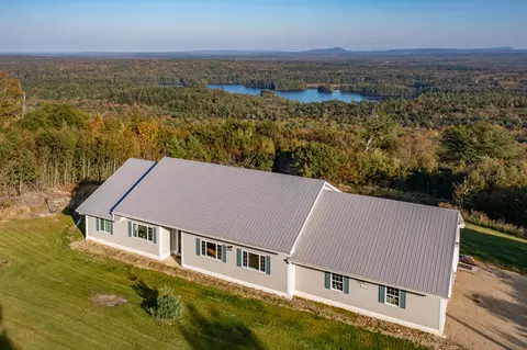 35 Wagon Wheel Way, Liberty, ME 04949