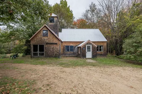 112 Tuelltown Rd, West Paris, ME 04289
