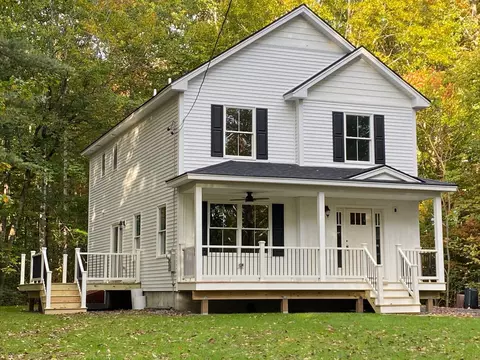 123 Wood Rd, Gorham, ME 04038
