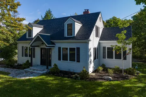 77 State St, Ellsworth, ME 04605