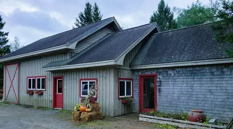 2379 Us Highway 1, Sullivan, ME 04664