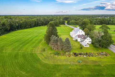 262 Pleasant Hill Rd, Brunswick, ME 04011