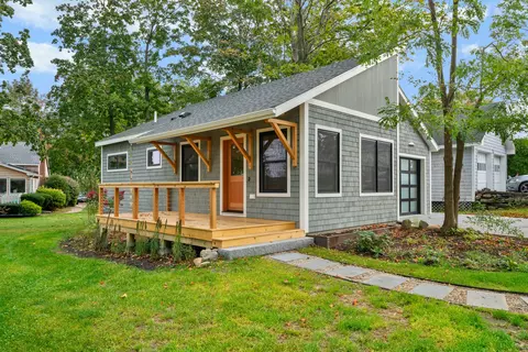 11 Birch Rd, South Portland, ME 04106