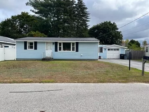 41 Heath Ln, Auburn, ME 04210