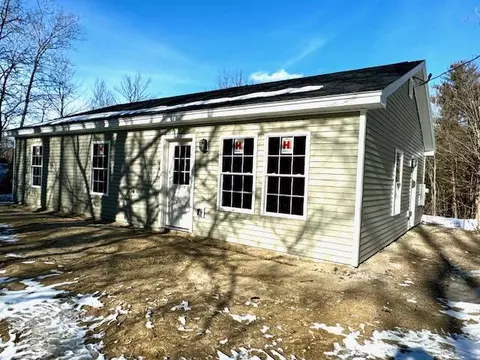 39 Horace Files Rd, Naples, ME 04055