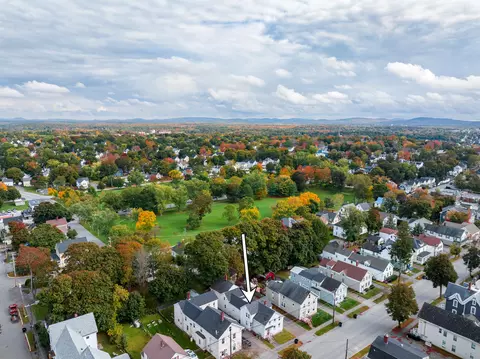 241 Center St, Bangor, ME 04401
